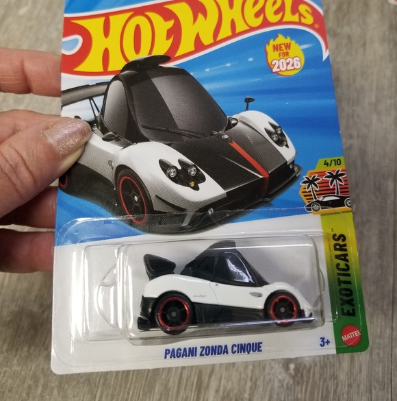Rodger Dodger Hot Wheels Bundle - Picture 2 of 5